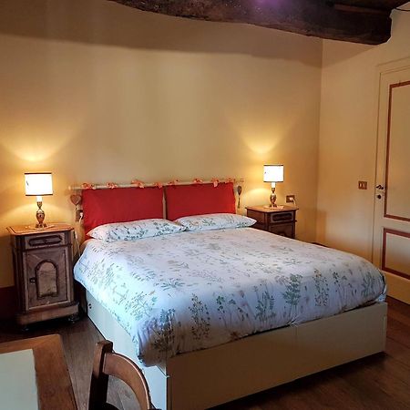 B&B La Cascina Di Monia E Mario Borgo Ticino 外观 照片