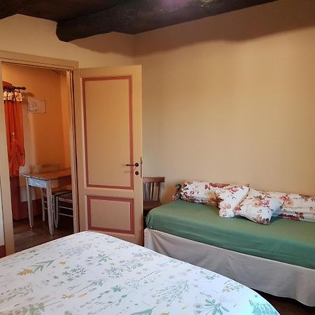 B&B La Cascina Di Monia E Mario Borgo Ticino 外观 照片