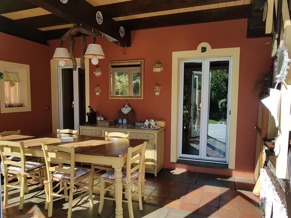 B&B La Cascina Di Monia E Mario Borgo Ticino 外观 照片