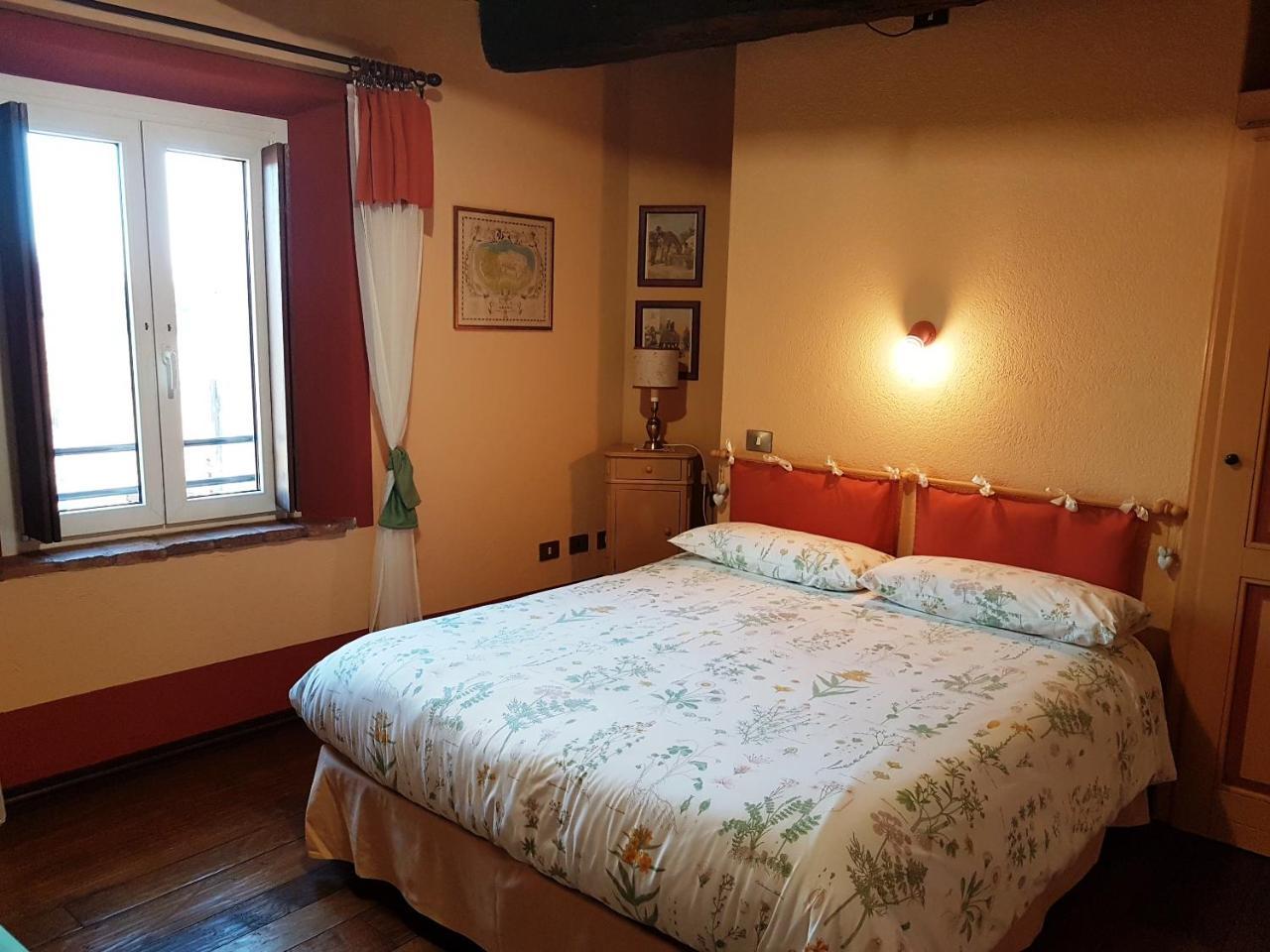 B&B La Cascina Di Monia E Mario Borgo Ticino 外观 照片
