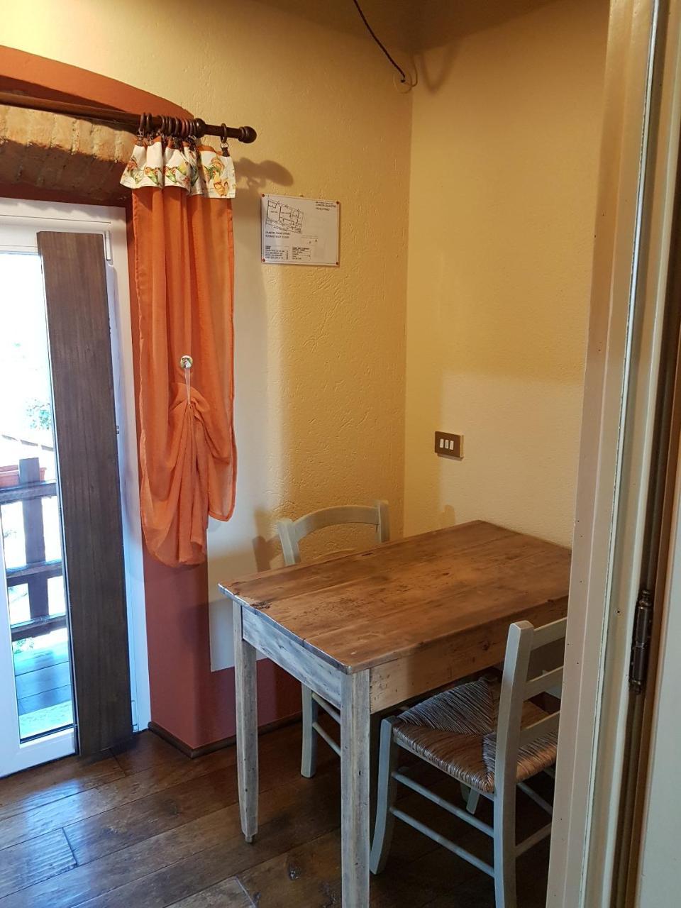 B&B La Cascina Di Monia E Mario Borgo Ticino 外观 照片